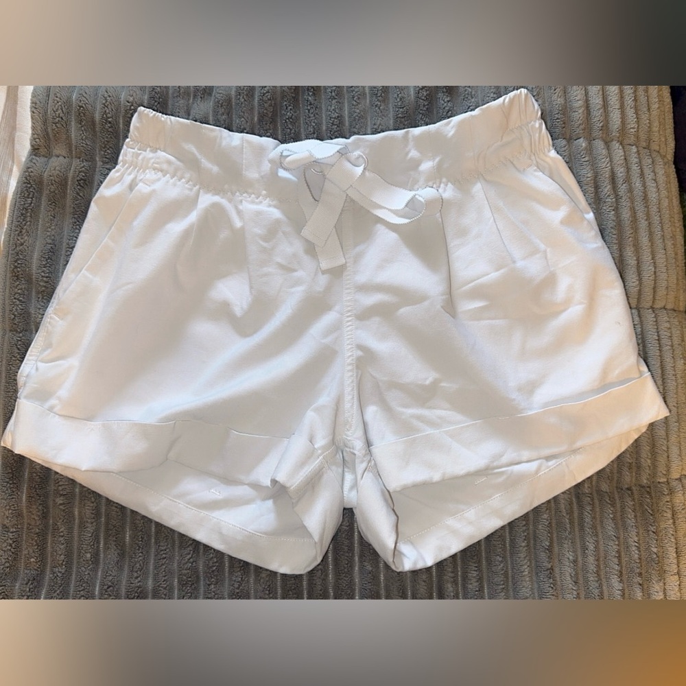 Women's White Lululemon Casual Shorts